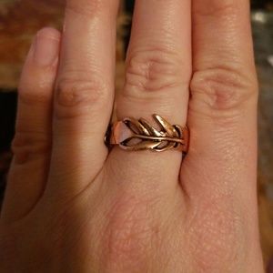 Bright as a leaf ring copper ring